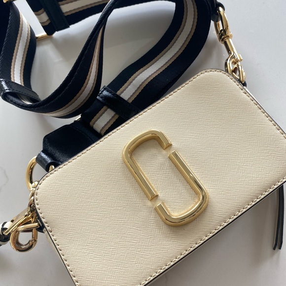 Marc Jacobs - Picture 2 of 4